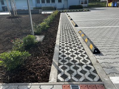 Parkoviště zatravňovací dlažba