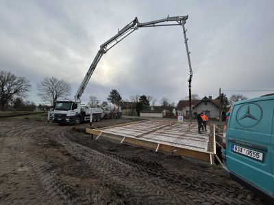 Základová deska betonáž čerpadlo